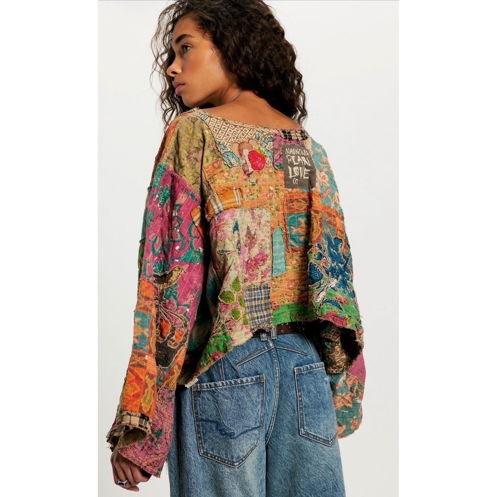 Magnolia Pearl Patchwork Quilted Gandhi Distressed Poncho Cropped Top NWT - Picture 3 of 9